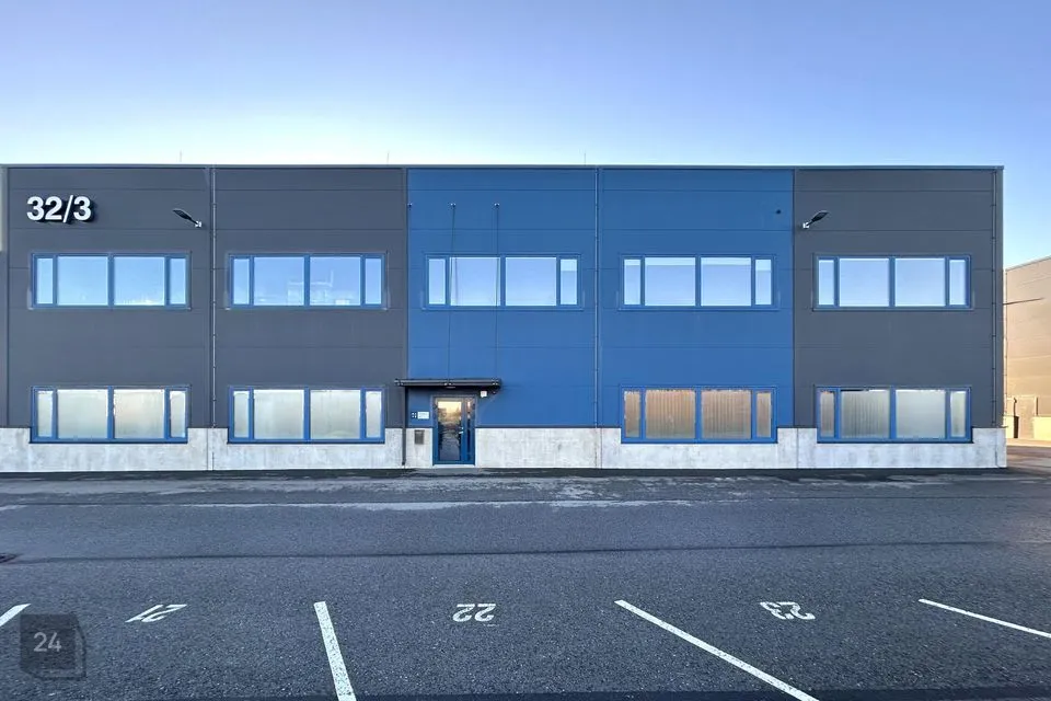 Многоцелевое, 571 m² Бизнес-площадь в Rae vald, Peetri alevik