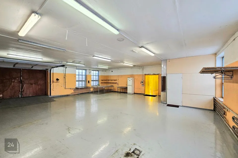 Ladu, 190 m² Äripind  -  Tallinn, Lasnamäe linnaosa - foto 2