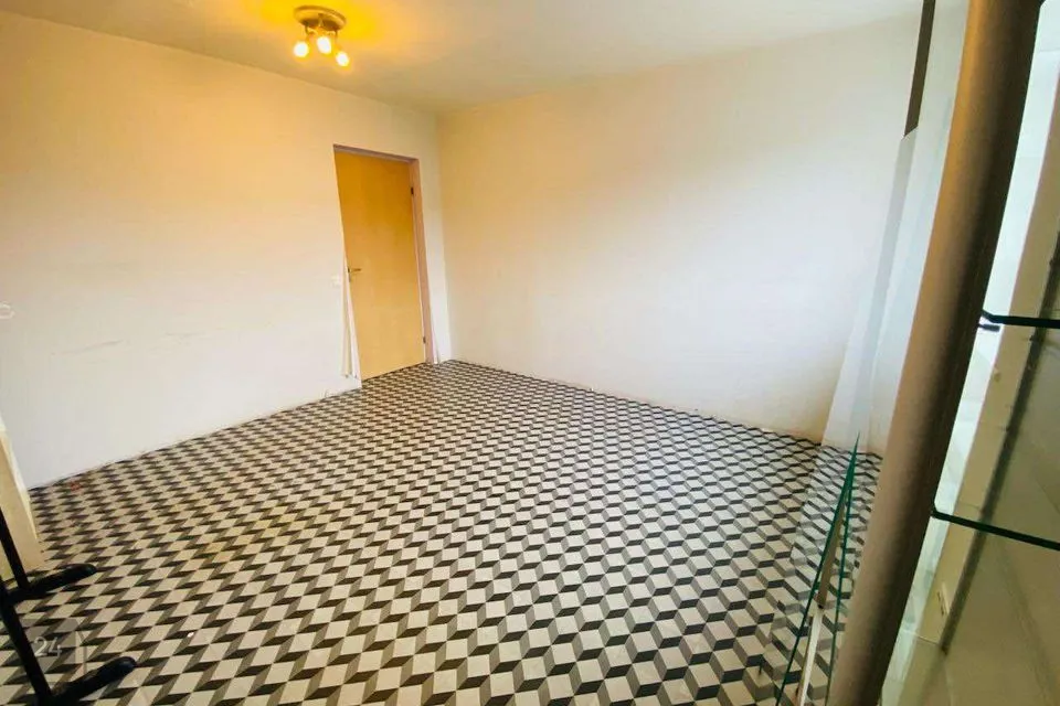 Mitme sihtotstarbega, 25 m² Äripind  -  Tallinn, Lasnamäe linnaosa