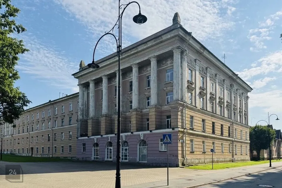 2-toaline Korter  -  Kohtla-Järve linn, Järve linnaosa