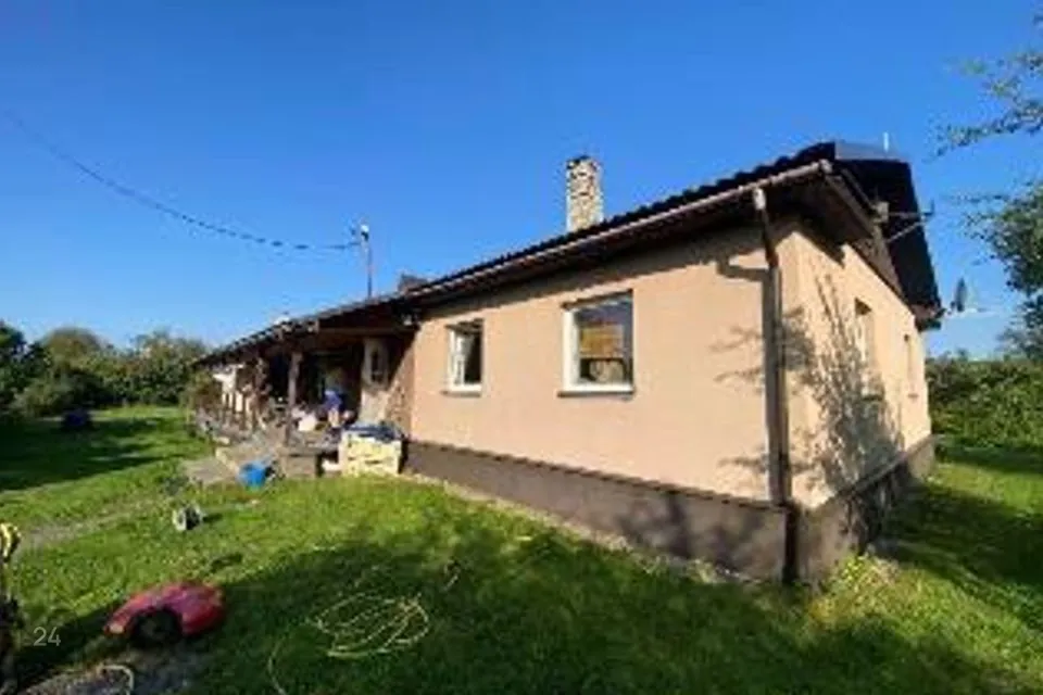 8-toaline Maja  -  Toila vald, Kohtla-Uueküla