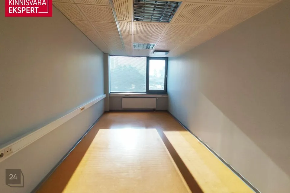 Бюро, 23 m² Бизнес-площадь в Pärnu linn, Pärnu linn