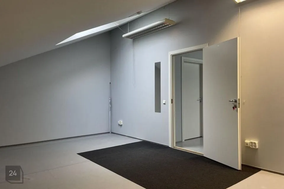 Büroo, 21 m² Äripind  -  Tallinn, Kesklinna linnaosa - foto 2