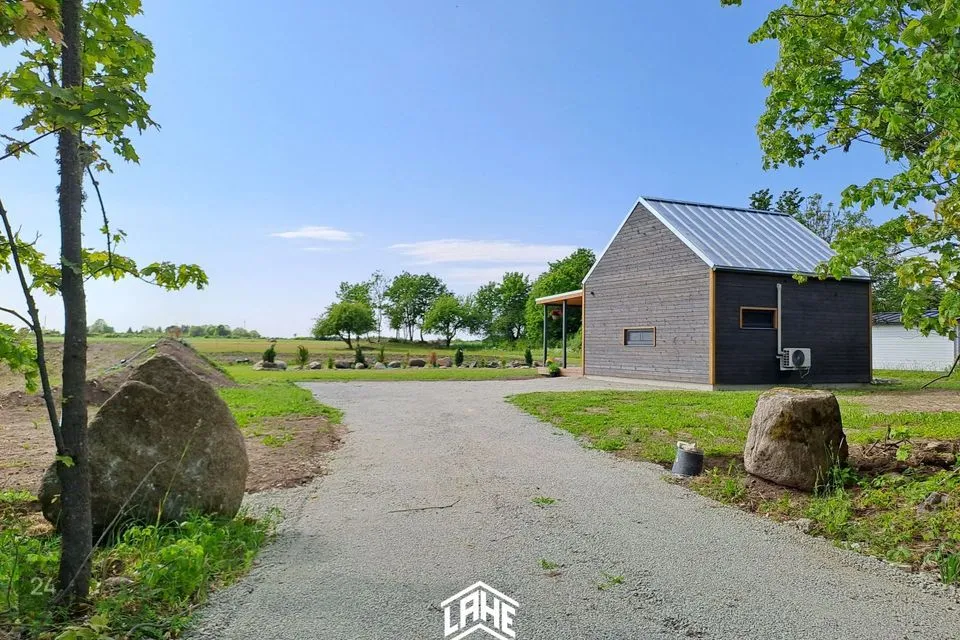 1-toaline Maja  -  Saaremaa vald, Tahula küla