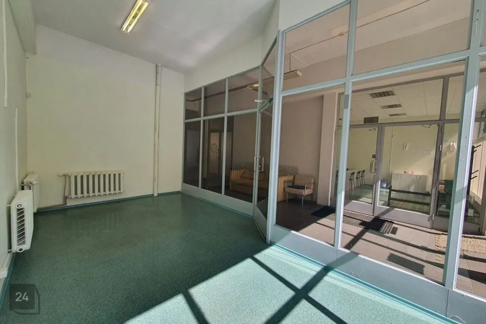 Mitme sihtotstarbega, 21 m² Äripind  -  Tallinn, Mustamäe linnaosa - foto 2