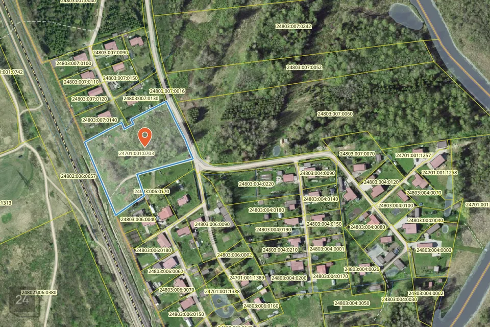Sihtotstarbeta maa, 8600 m² участок в Jõgeva vald, Vana-Jõgeva küla