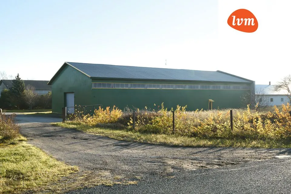 Ladu, 1028 m² Äripind  -  Pärnu linn, Aruvälja küla - foto 3