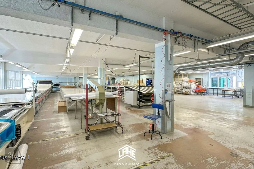 Tootmine, 10696 m² Äripind  -  Valga vald, Valga linn - foto 2