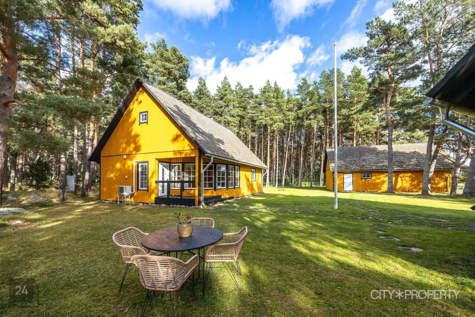 3-toaline Maja  -  Lääne-Nigula vald, Rooslepa küla / Roslep