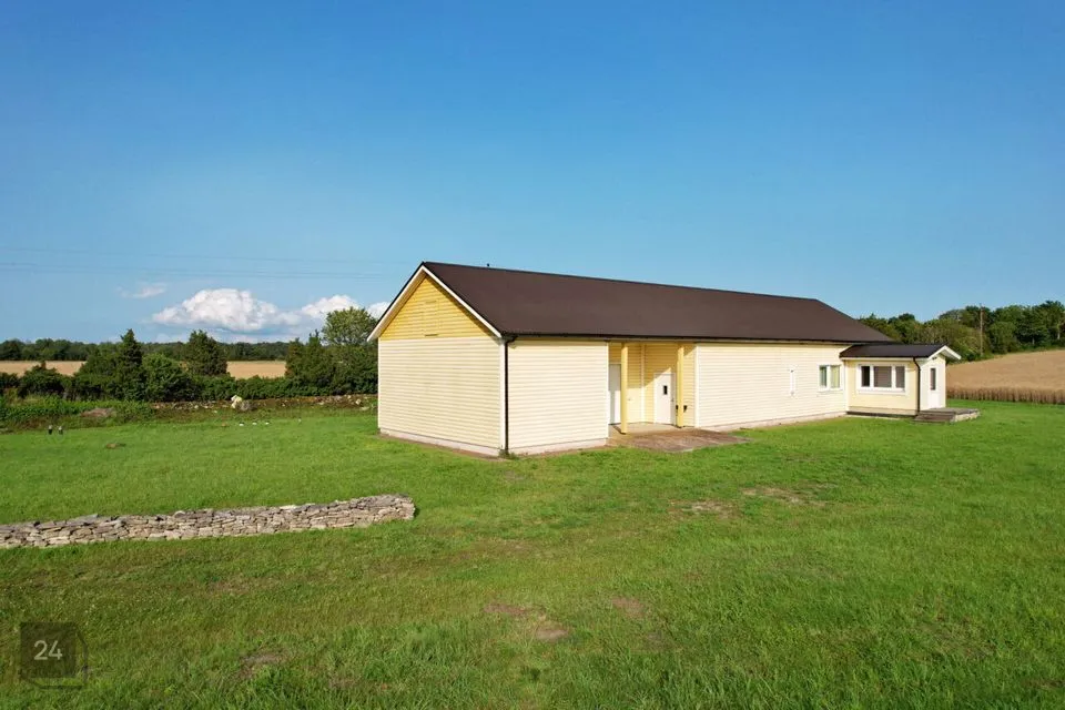 2-toaline Maja - Saaremaa vald, Saareküla