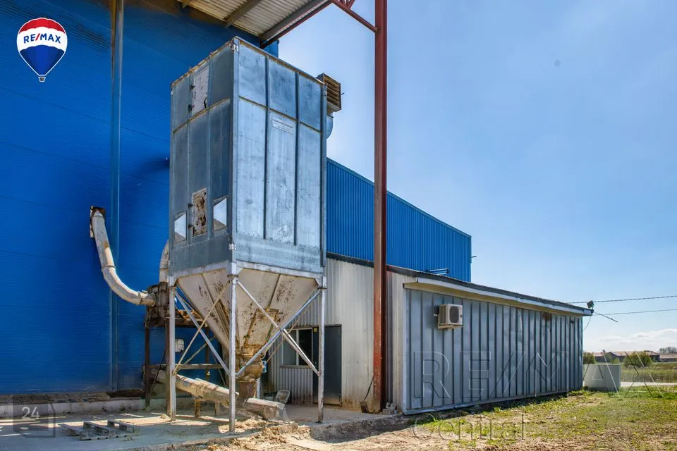 Другое, 1243 m² Бизнес-площадь в Paide linn, Roosna-Alliku alevik