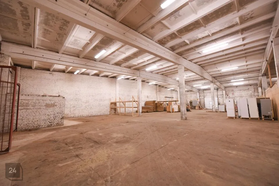 1100 m² Бизнес-площадь в Tallinn, Lasnamäe linnaosa