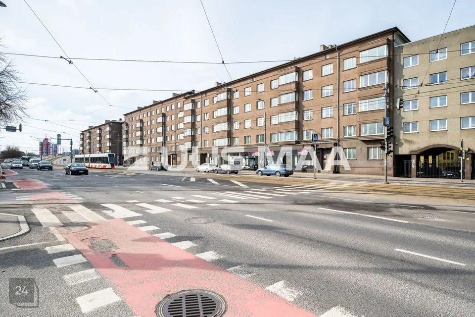 80 m² Äripind  -  Tallinn, Kesklinna linnaosa