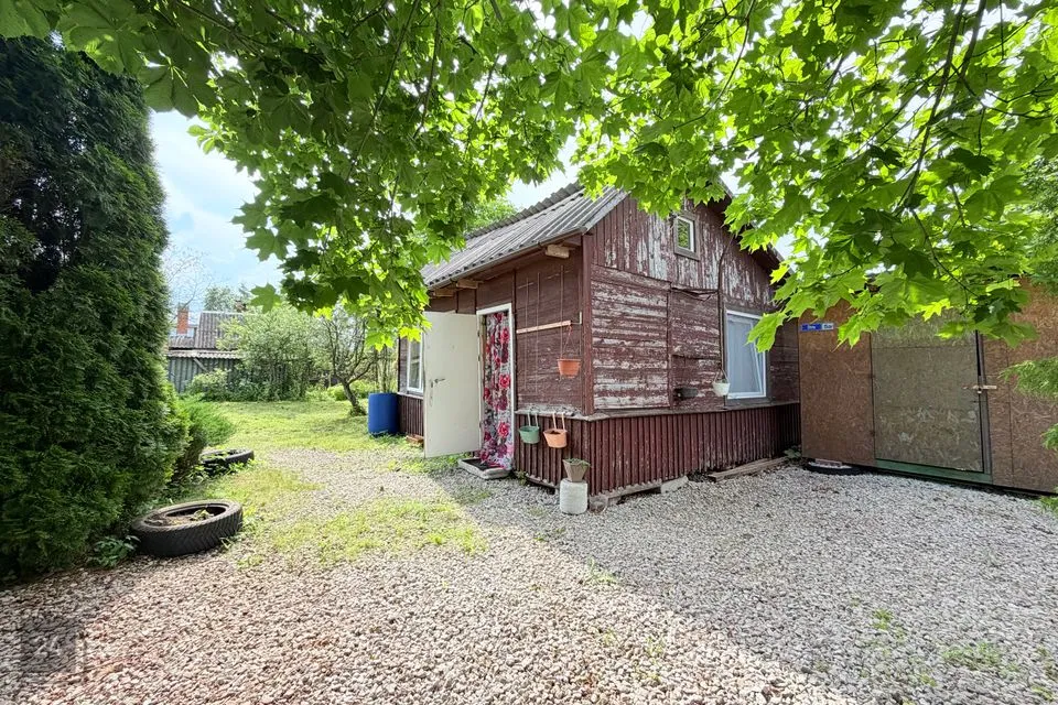 3-toaline Suvila  -  Narva linn
