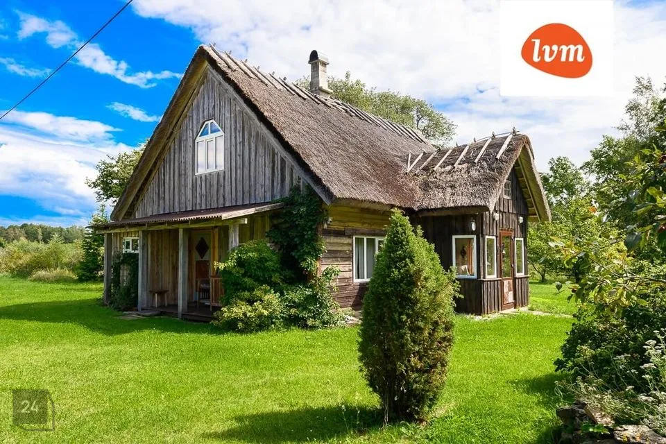 4-toaline Maja - Saaremaa vald, Läbara küla