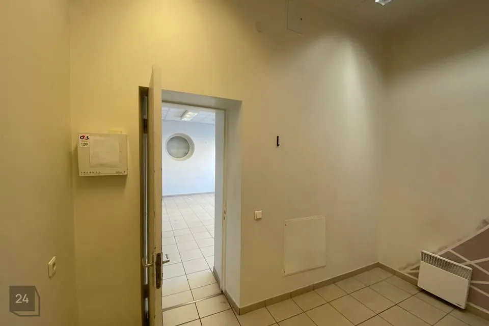 Mitme sihtotstarbega, 10 m² Äripind  -  Tapa vald, Tapa linn