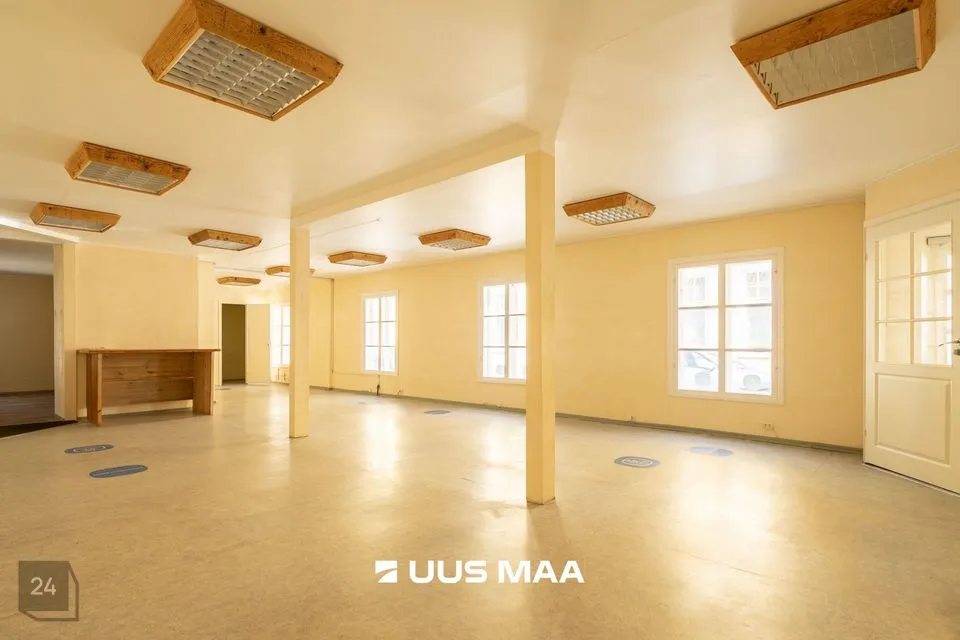 Kaubandus või Teenindus, 100 m² Äripind  -  Saaremaa vald, Kuressaare linn - foto 3