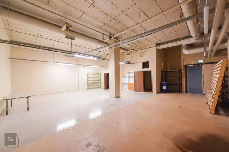 Mitme sihtotstarbega, 136 m² Äripind  -  Tallinn, Kristiine linnaosa