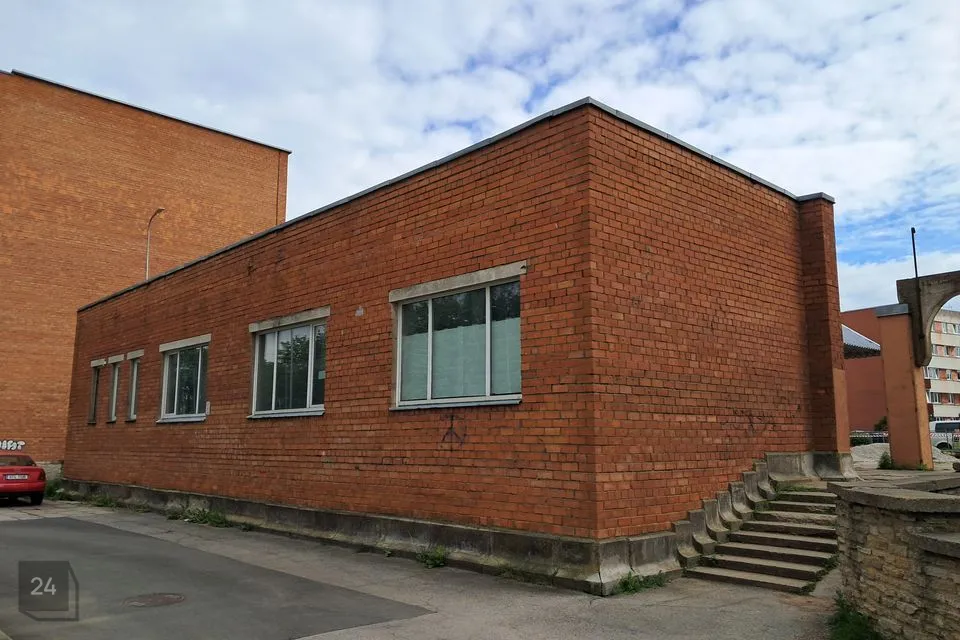 Mitme sihtotstarbega, 226 m² Äripind - Sillamäe linn - foto 4