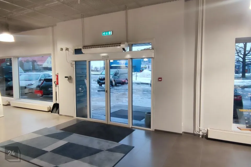 Kaubandus, 268 m² Äripind  -  Viljandi linn - foto 3