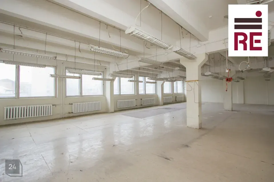 Mitme sihtotstarbega, 860 m² Äripind  -  Tallinn, Kesklinna linnaosa