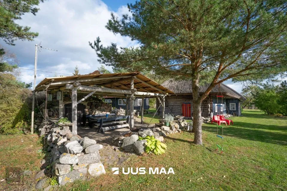 4-toaline Maja - Hiiumaa vald, Kerema küla