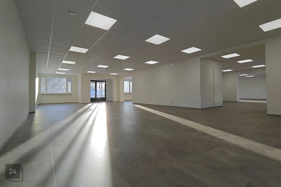 Многоцелевое, 244 m² Бизнес-площадь в Tallinn, Kristiine linnaosa