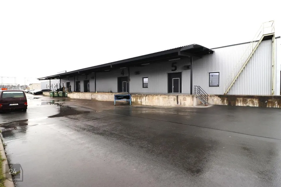 Ladu või Tootmine, 750 m² Äripind  -  Tallinn, Lasnamäe linnaosa