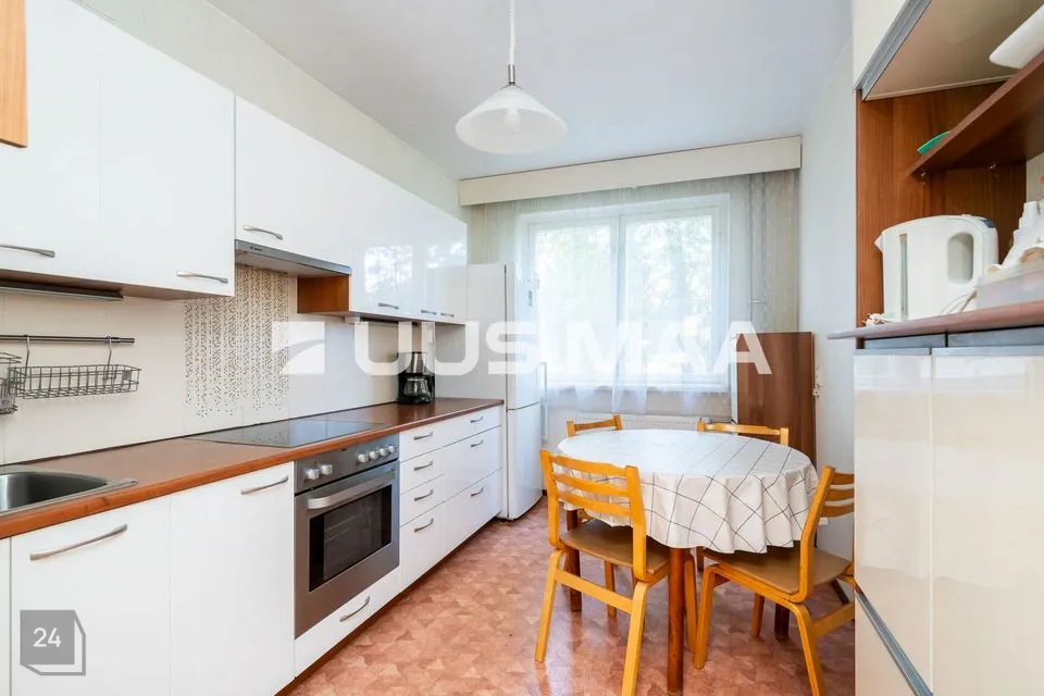 4-toaline Korter  -  Tallinn, Mustamäe linnaosa