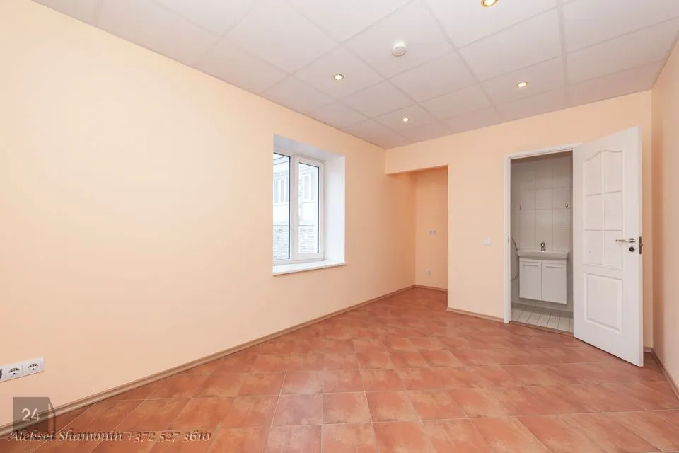 Многоцелевое, 17 m² Бизнес-площадь в Tallinn, Kesklinna linnaosa