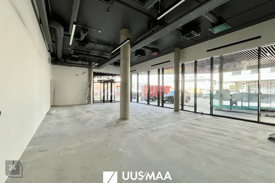 Mitme sihtotstarbega, 127 m² Äripind  -  Tallinn, Mustamäe linnaosa