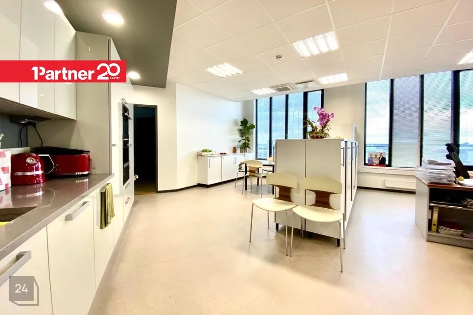 Büroo või Teenindus, 96 m² Äripind  -  Tallinn, Lasnamäe linnaosa - foto 2