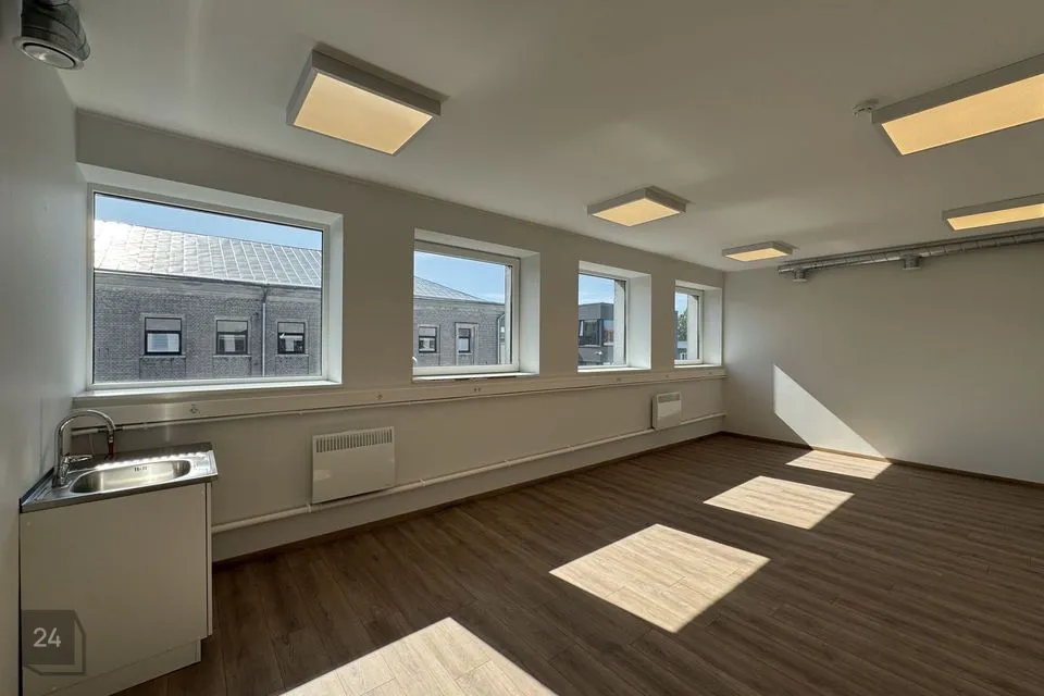 Mitme sihtotstarbega, 30 m² Äripind - Tallinn, Põhja-Tallinna linnaosa