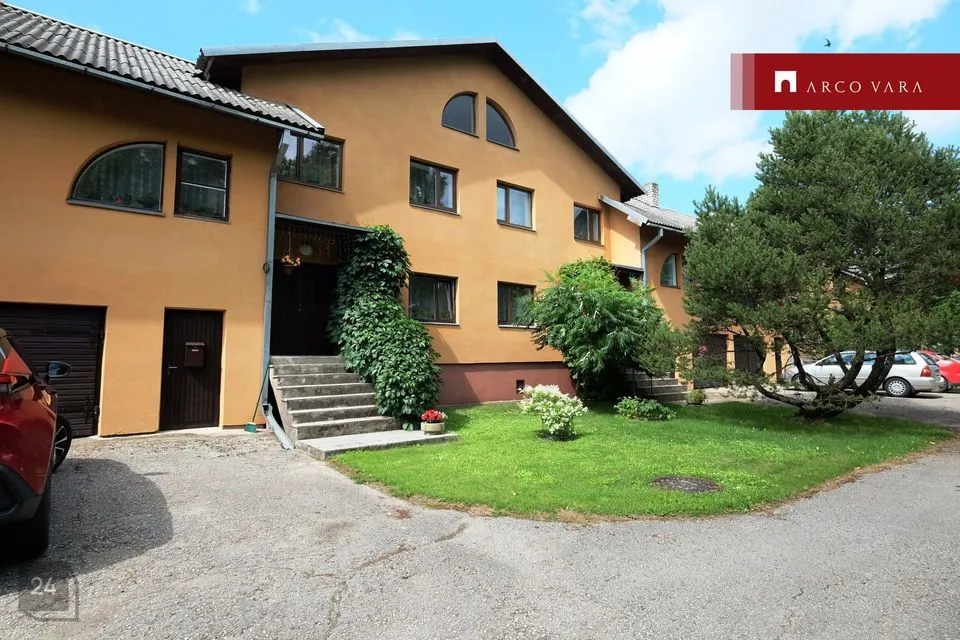 Row house box, 5-room partial house in Türi vald, Väätsa alevik