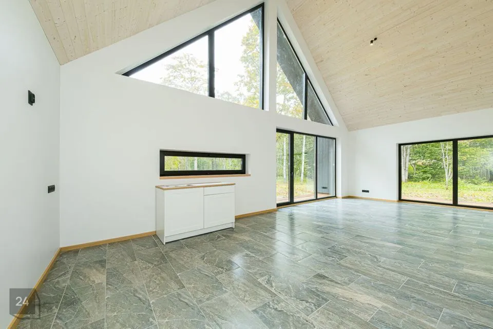 5-toaline Maja  -  Rapla vald, Atla küla