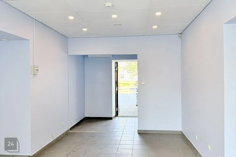 Büroo, 23 m² Äripind  -  Rakvere linn - foto 3