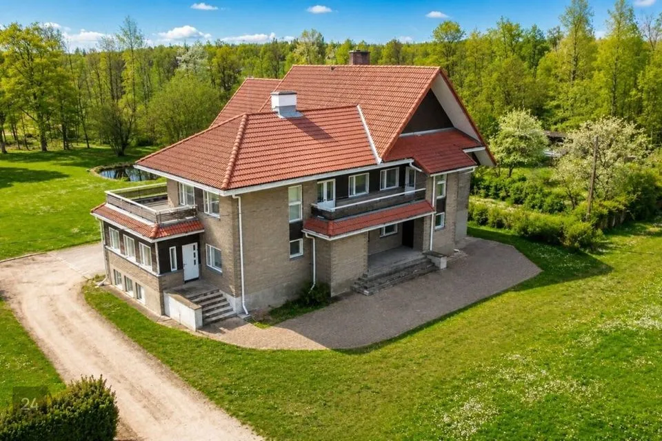12-toaline Maja - Viljandi vald, Pinska küla