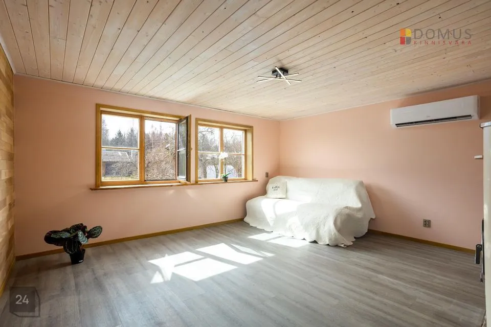 2-toaline Suvila  -  Nõo vald, Illi küla