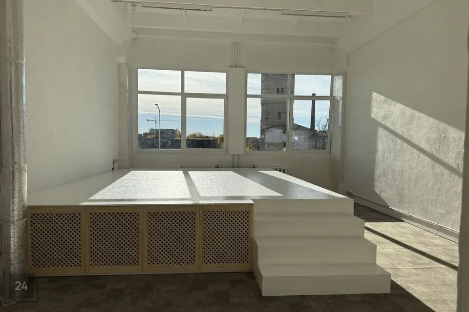 Ladu, 50 m² Äripind  -  Tallinn, Kesklinna linnaosa
