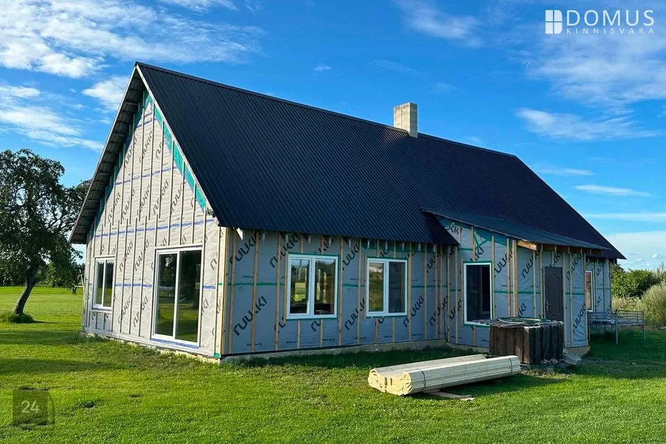 246 m² дом в Saaremaa vald, Tõlluste küla