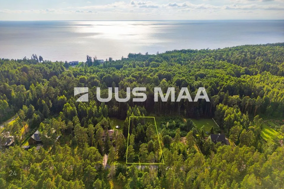 Земля жилой застройки, 2111 m² участок в Häädemeeste vald, Reiu küla