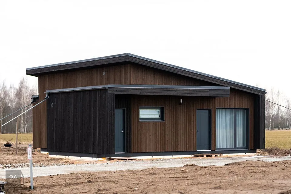 4-toaline Maja  -  Kambja vald, Soinaste küla