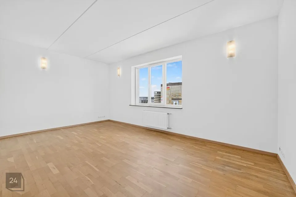 Mitme sihtotstarbega, 107 m² Äripind  -  Tallinn, Lasnamäe linnaosa - foto 3