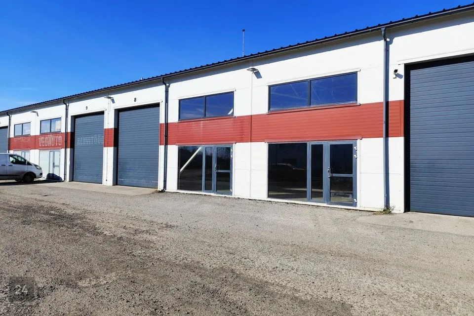Tootmine, 295 m² Äripind  -  Pärnu linn, Papsaare küla