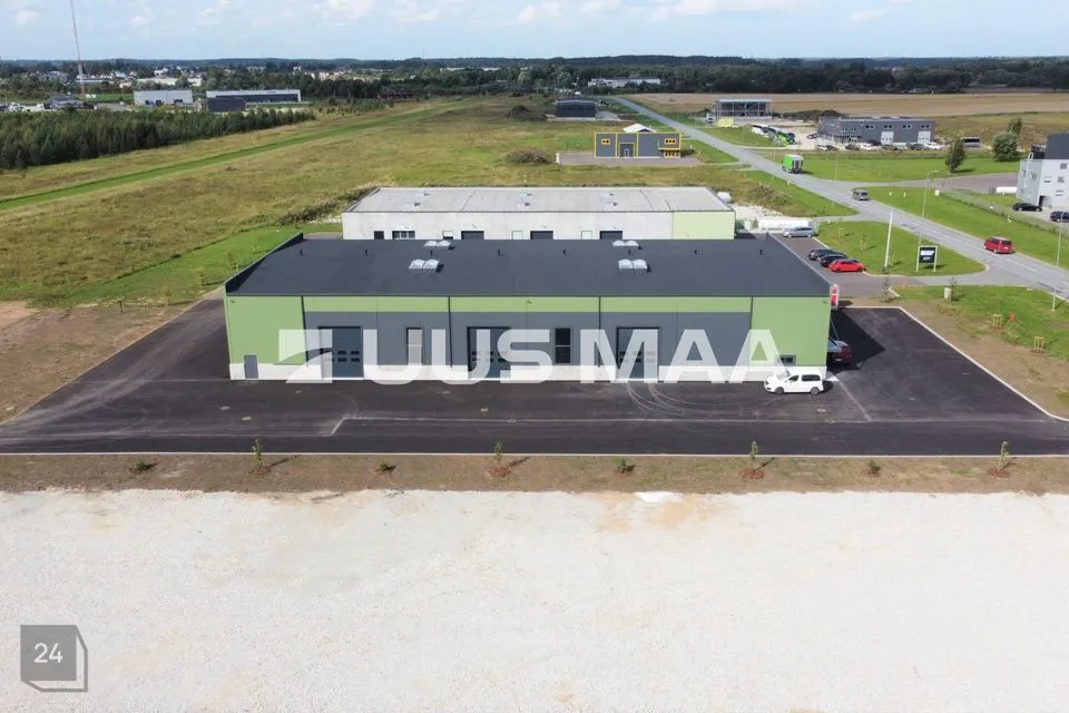 1273 m² Äripind  -  Rakvere linn