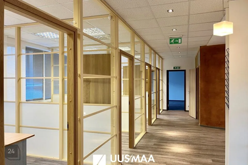 Büroo, 300 m² Äripind  -  Tallinn, Kesklinna linnaosa