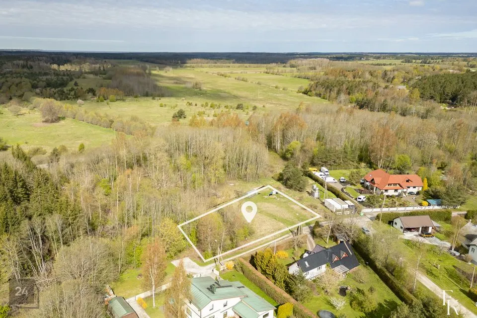 Земля жилой застройки, 1722 m² участок в Lääne-Harju vald, Valkse küla