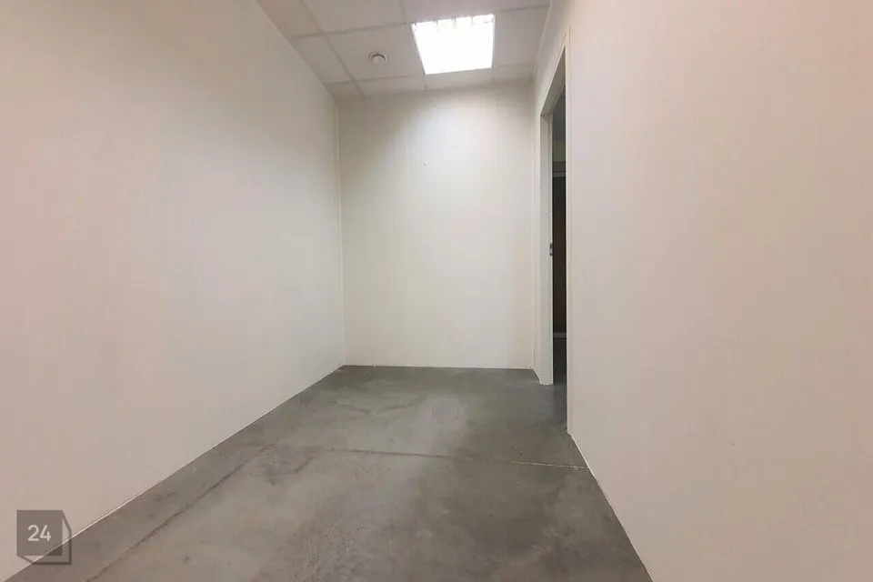 Mitme sihtotstarbega, 33 m² Äripind  -  Tallinn, Mustamäe linnaosa - foto 2