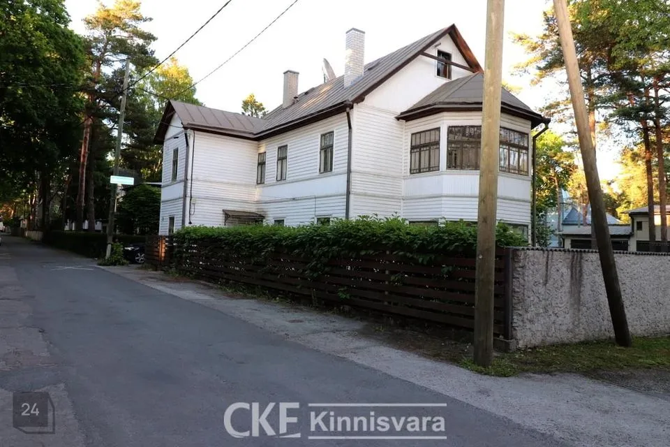 8-toaline Maja  -  Tallinn, Nõmme linnaosa