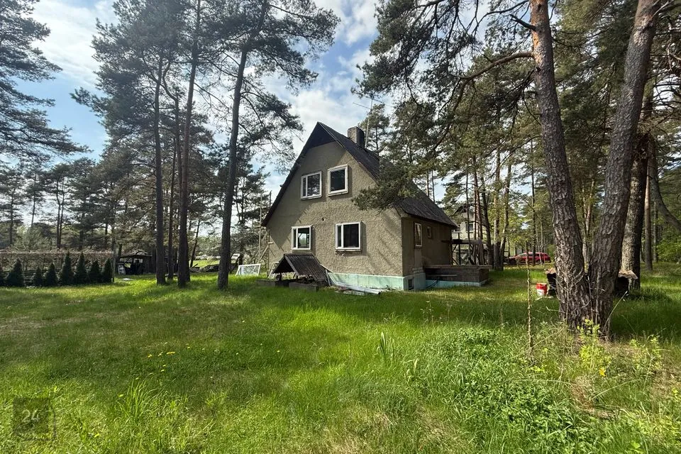 5-toaline Maja  -  Vormsi vald, Hullo küla